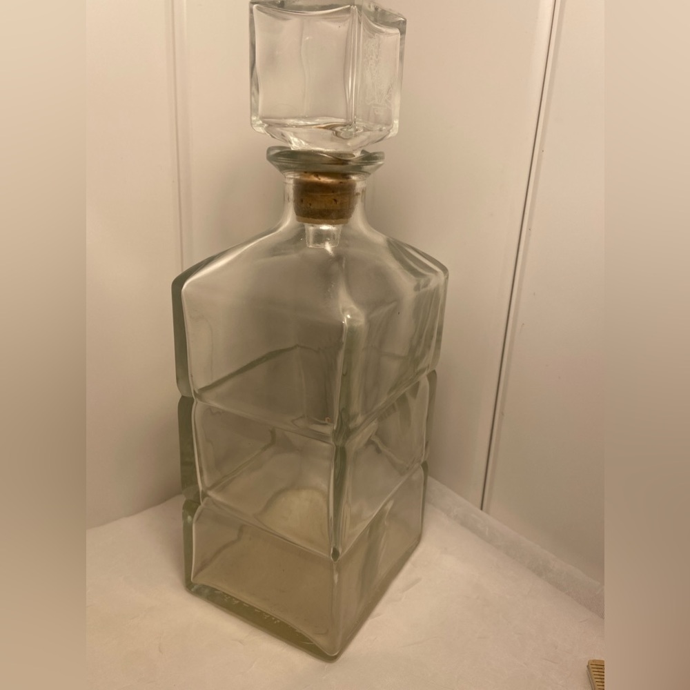 Vintage MCM Seagram clear Glass Square Liquor Decanter Etched logo cube Stopperq